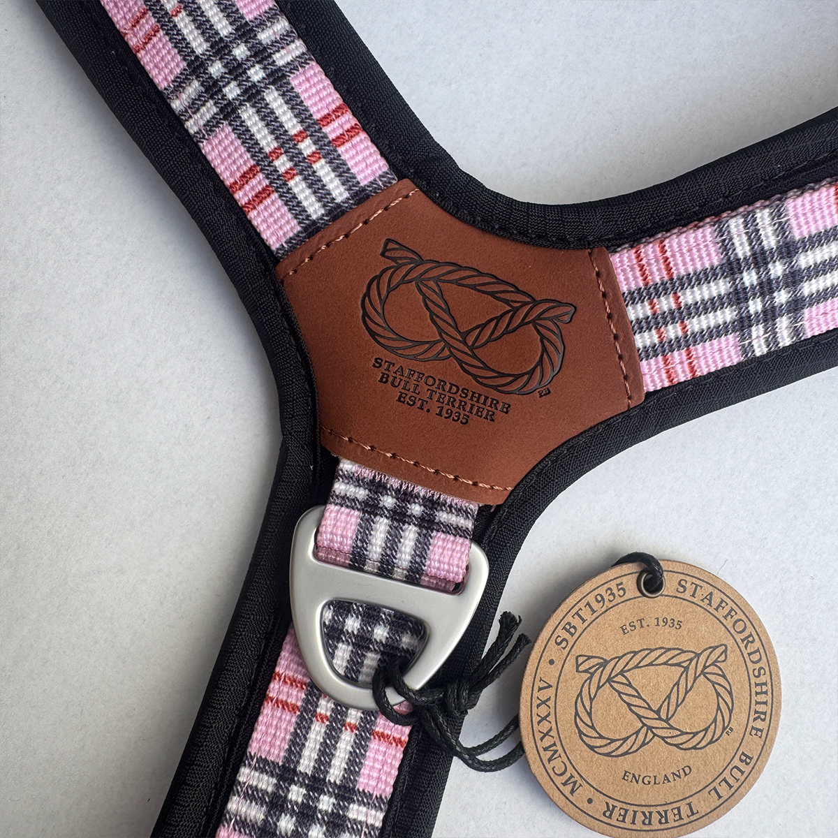 Staffordshire Bull Terrier 1935® Harness & Leash Set - Staffburry Pink