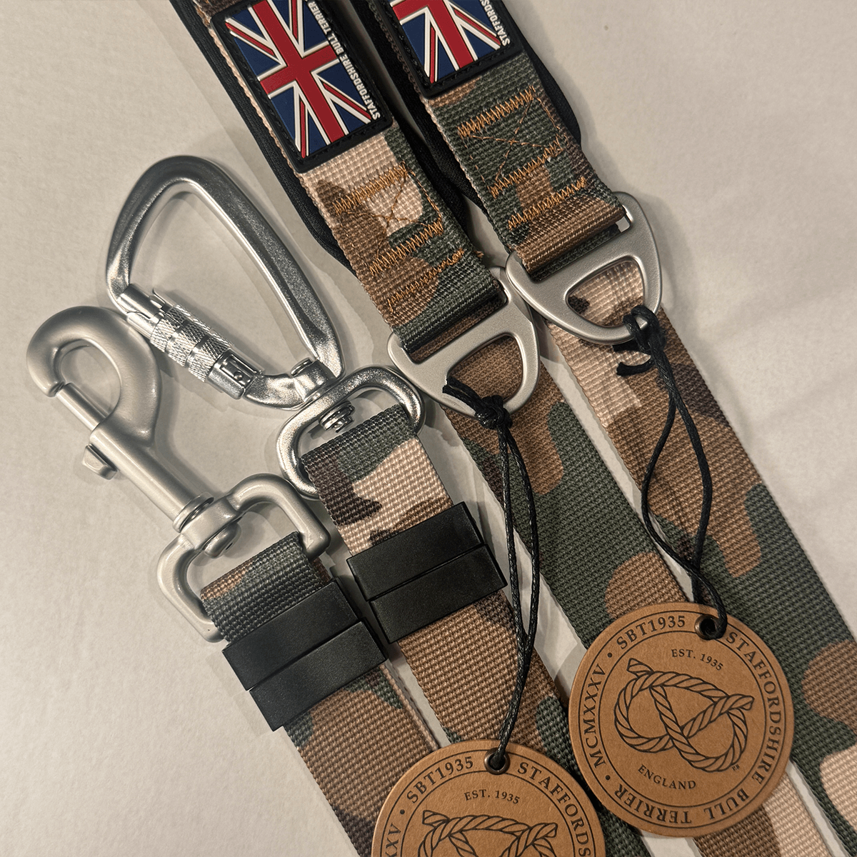 Staffordshire Bull Terrier 1935® Harness & Leash Set - Sand Camo