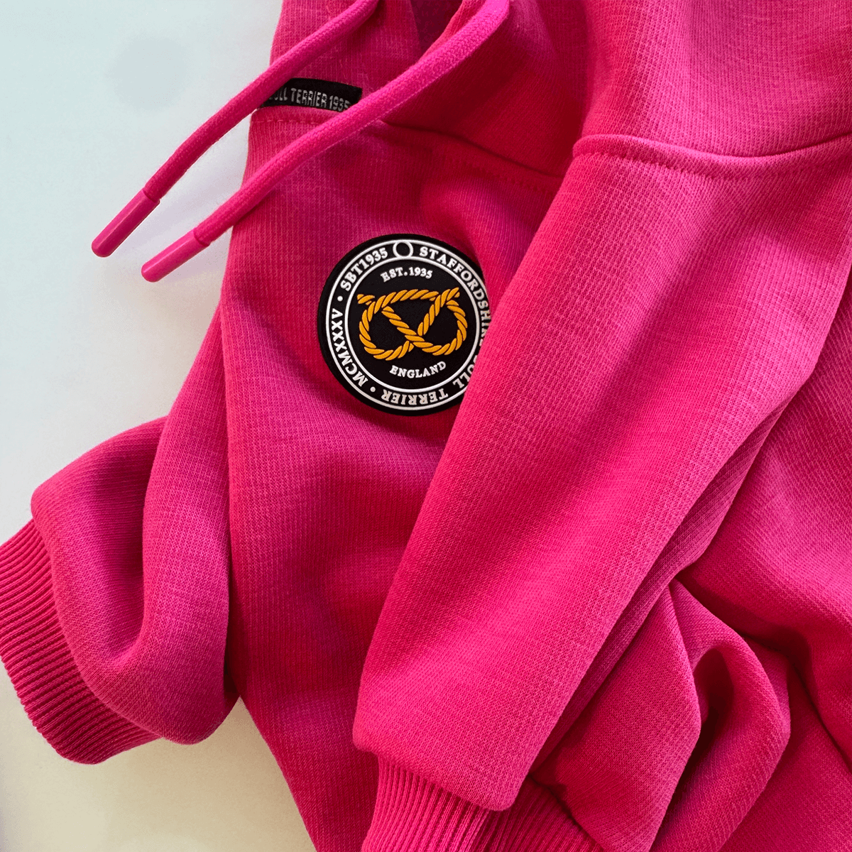 Staffordshire Bullterrier 1935® Hoodie - Rosa
