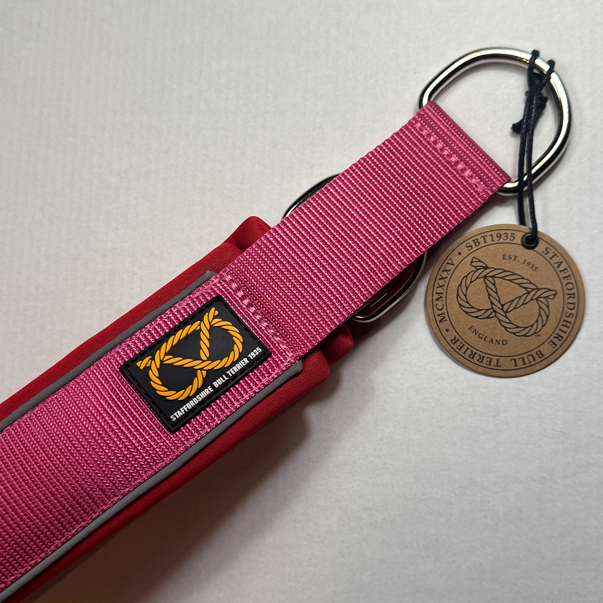 Staffordshire Bull Terrier 1935® Martingale Halsband - Lipstick Edition - Rosa & Röd