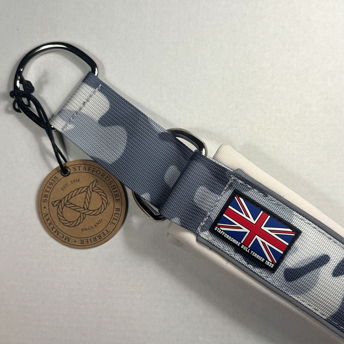 Staffordshire Bull Terrier 1935® Martingale Halsband - Snö Camo