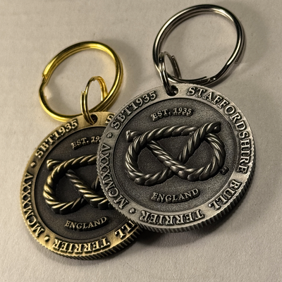 Staffordshire Bull Terrier 1935® Médaille Staffie Nœud - Laiton ou Argent Ancien