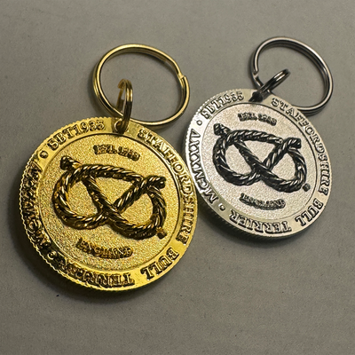 Staffordshire Bull Terrier 1935® Médaille Staffie Nœud - Or ou Argent
