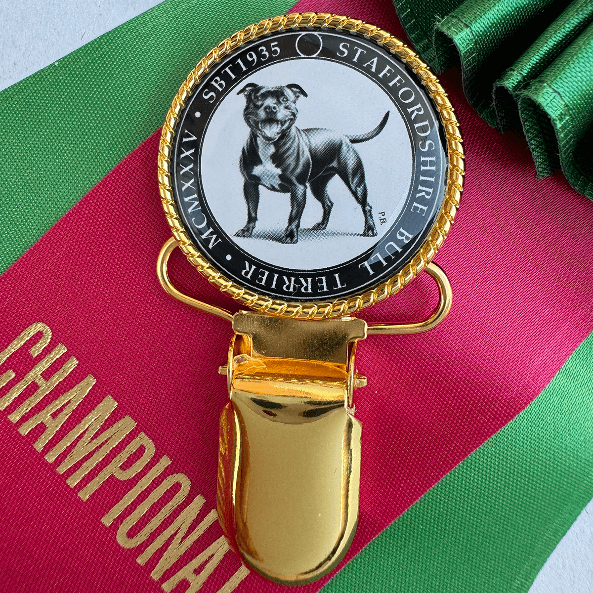 Staffordshire Bull Terrier 1935® Show Clip & Placeholder Gold with Black Staffy