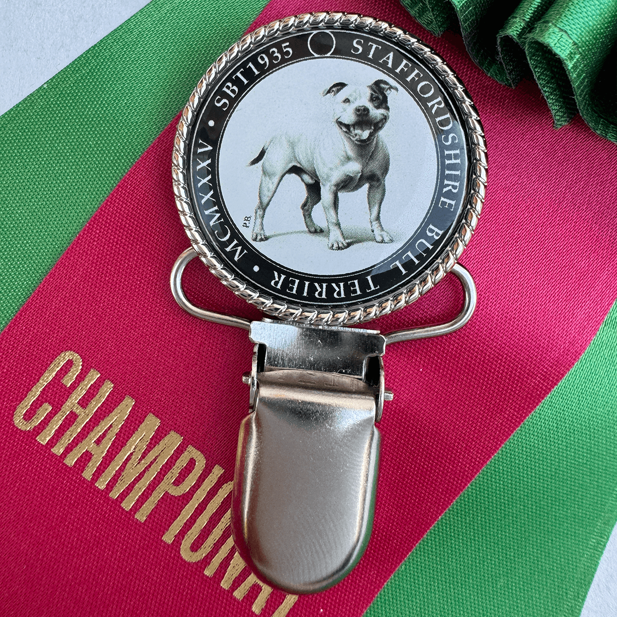 Staffordshire Bull Terrier 1935® Show Clip & Placeholder Silver with Pied Staffy