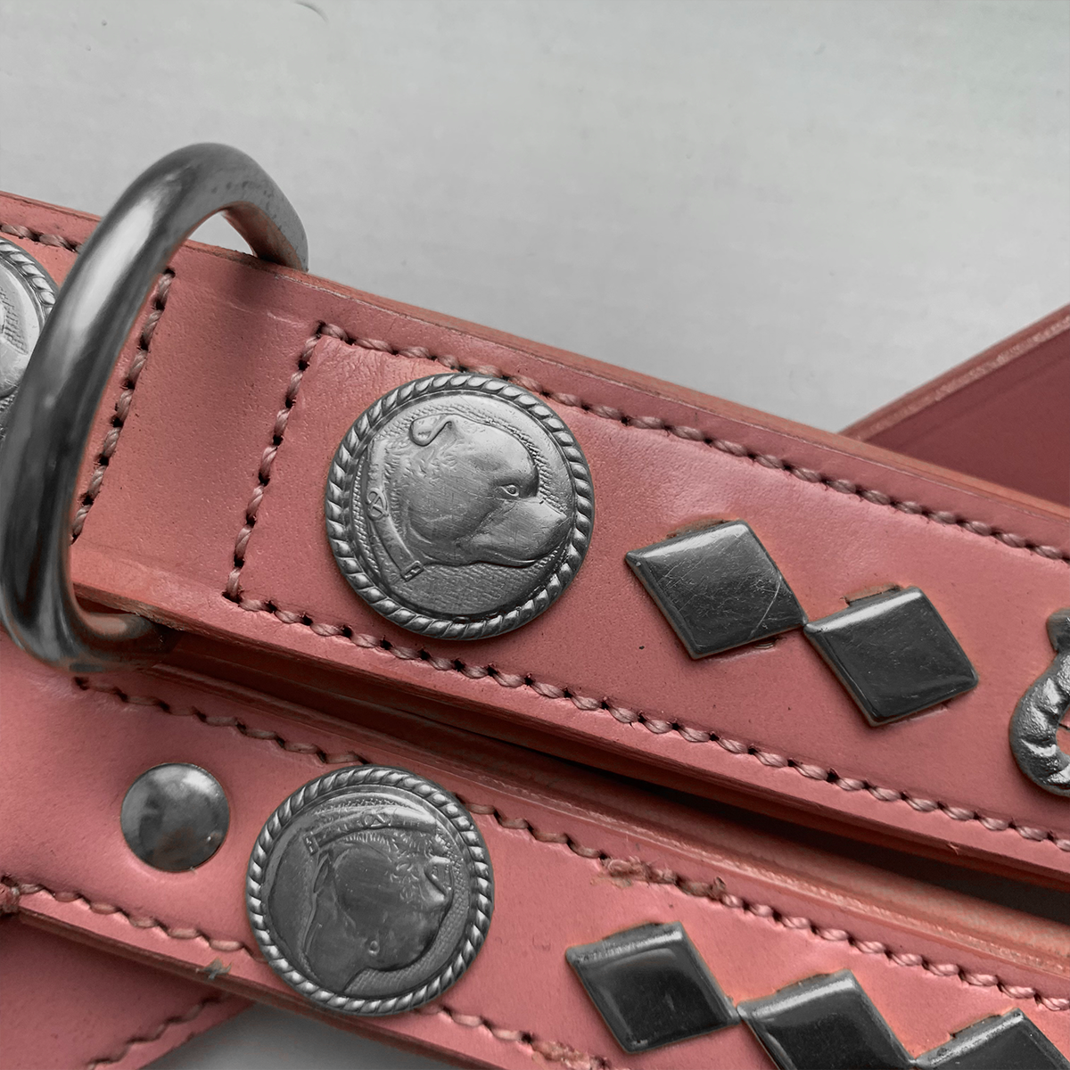 Staffordshire Bull Terrier 1935® Läderhalsband & Koppel Set - Gentleman Jim - Babyrosa/Silver